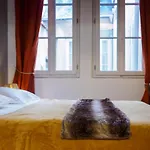 Au Roi Lion, Place Saint Michel